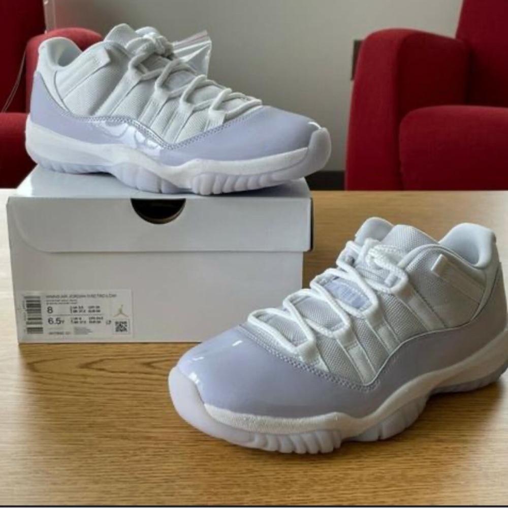 WMNS AJ11 LOWS IN WHITE VIOLET.